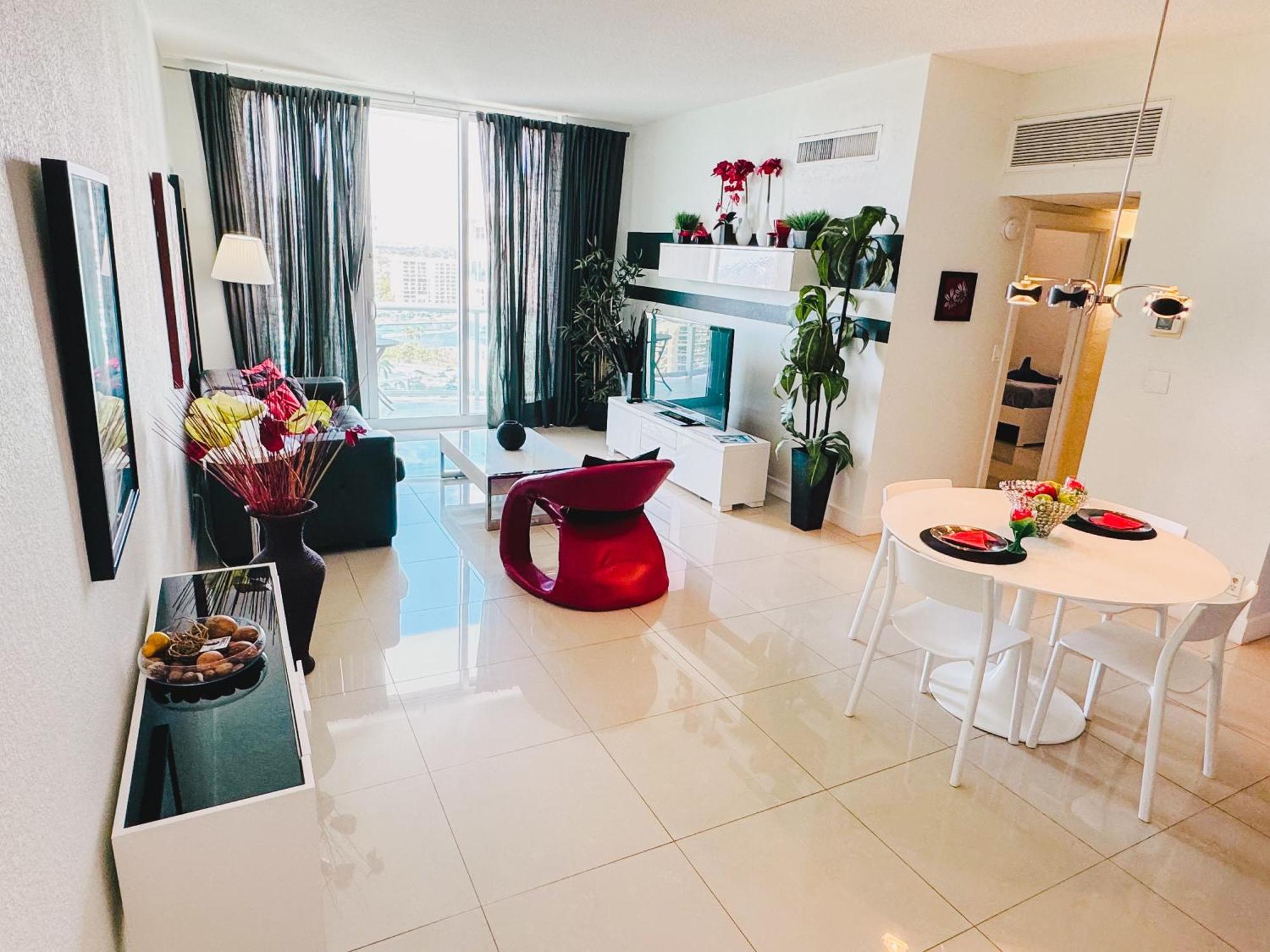 The Tides On Miami Hollywood Bay View Apartments 1B Exterior photo